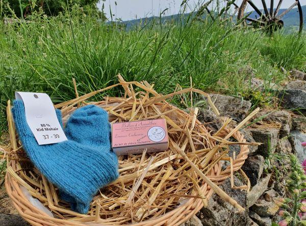 1 paire de chaussettes 1 savon au lait de cachemire