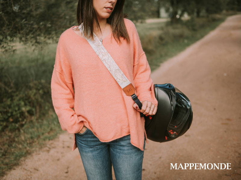 Sangle pour casque moto