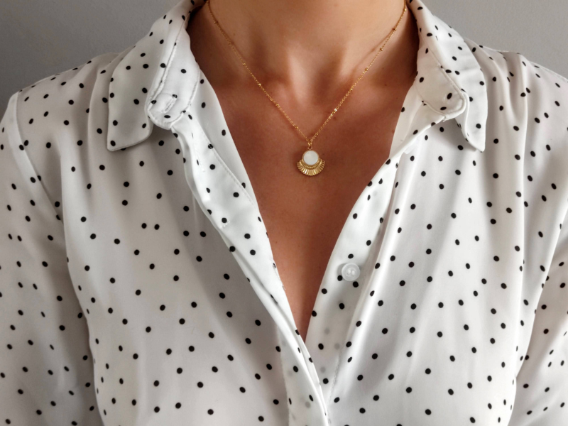 Parure collier, boucles d'oreilles et bague