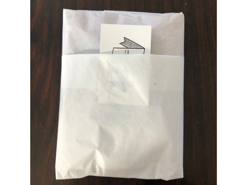 Sangle pour appareil photo et pochette en cuir