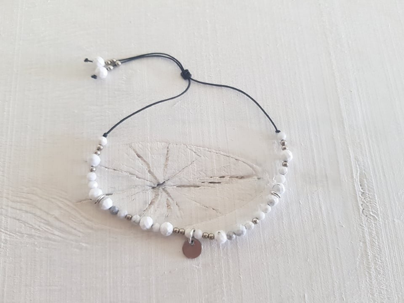 Bracelet en pierres fines